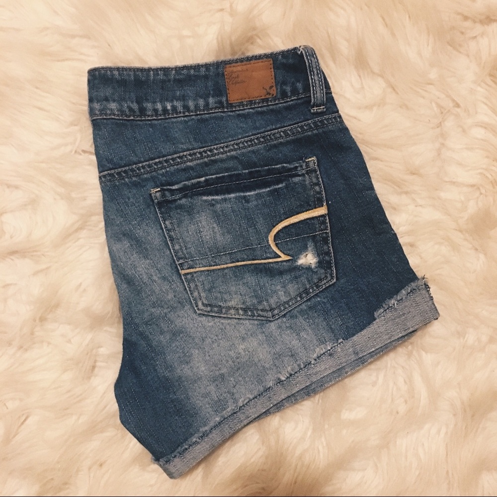 American Eagle Denim Shorts size 8 - Picture 2 of 6